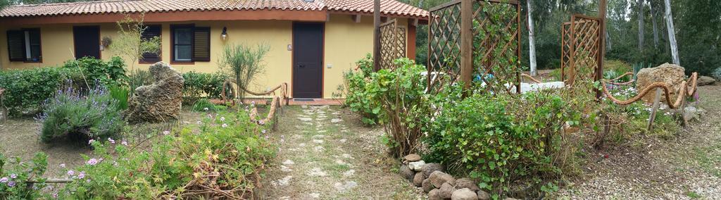 Tharros B&B Сан Джовани ди Синис Екстериор снимка